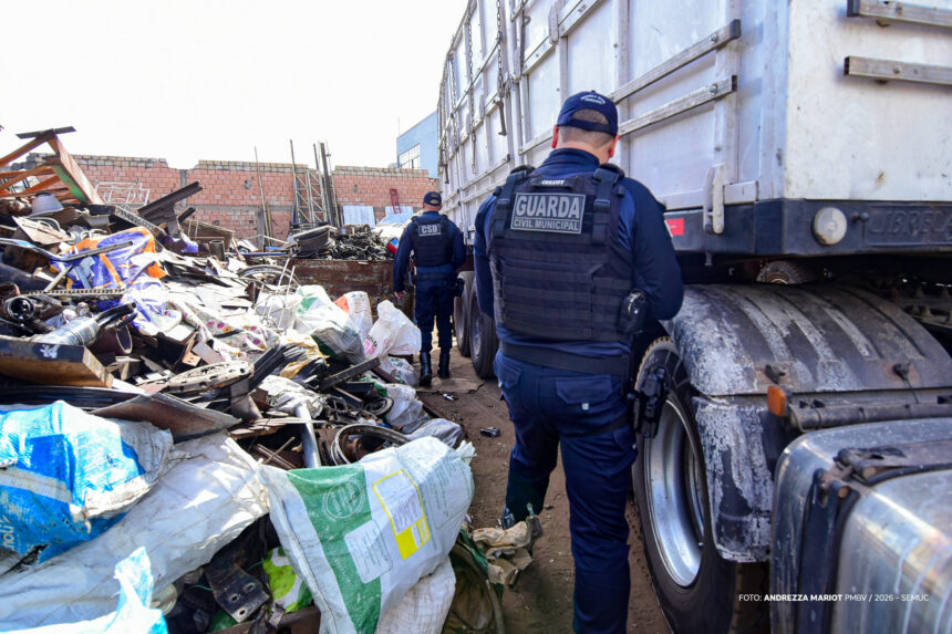 Prefeitura reforça fiscalização em ferros-velhos e sucatões em Boa Vista