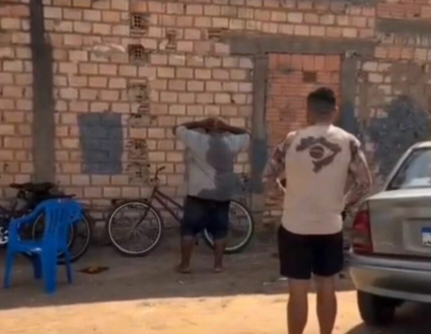 Criminoso conhecido pela polícia volta à cadeia após ser flagrado em frente a bar por tenente da PM em Boa Vista