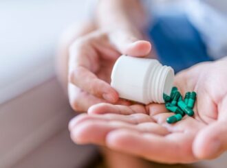 Pesquisadores criam pílula que detecta se pacientes tomaram remédio