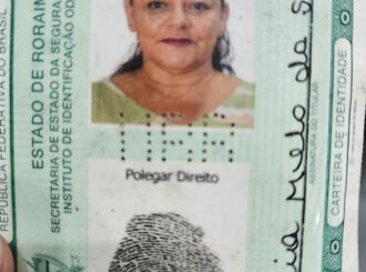 Mulher morre após ser atingida por caminhonete na Ville Roy