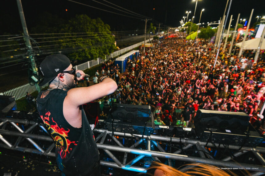 Show nacional de Kevinho reúne foliões no Carnaval de Boa Vista