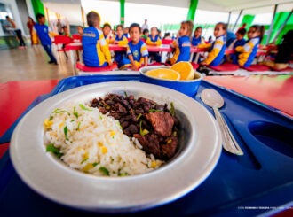 Novo cardápio da merenda escolar amplia qualidade nutricional para alunos de Boa Vista