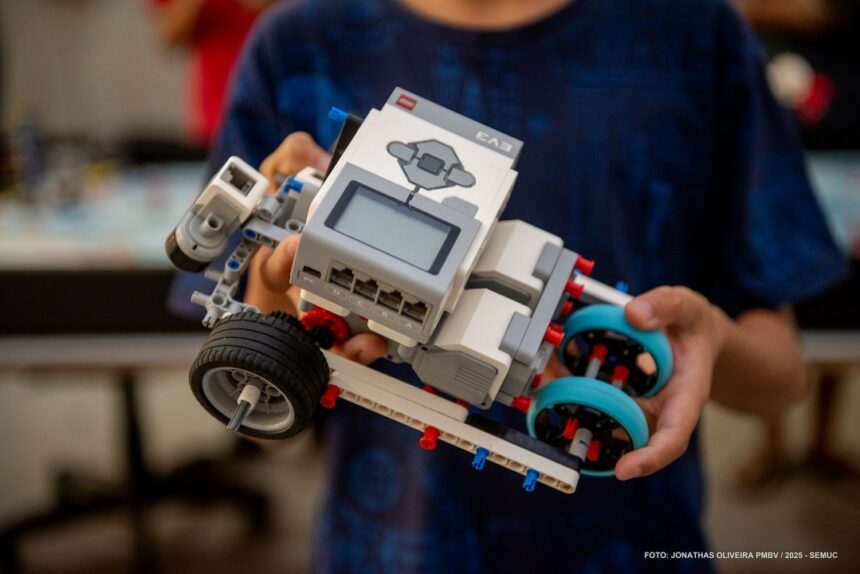 Prefeitura abre processo seletivo gratuito de Robótica Educacional
