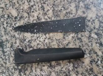 Jovem é atingida com golpe de faca na costela no São Bento