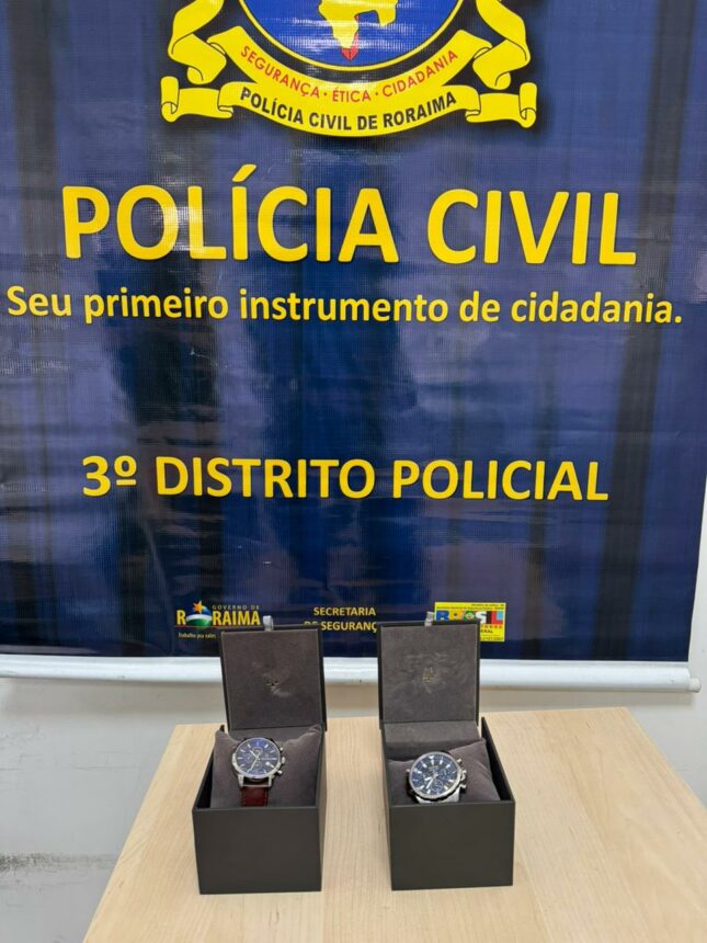 Babá é indiciada por furtar relógios de luxos avaliados em R$ 5 mil