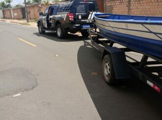 Canoa vendida para custear funeral é encontrada após falso advogado negociar o bem avaliado em R$ 18 mil