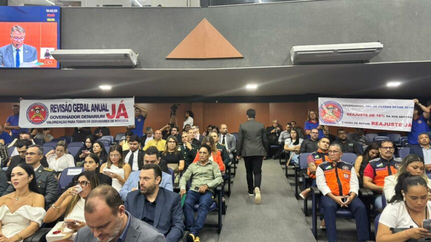 Servidores públicos voltam a cobrar reajuste salarial de 16% a governador de Roraima