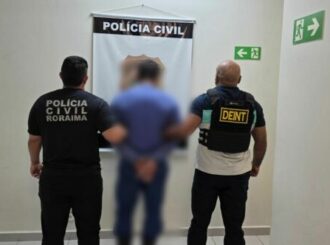 Homem que ameaçava e perseguia mulher há cinco anos mesmo com medida protetiva é preso