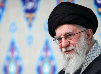 Irã confirma morte do líder supremo Ali Khamenei