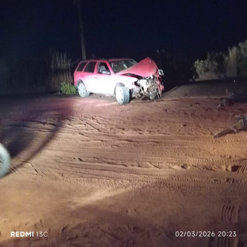 Motorista invade pista contrária e causa acidente entre três carros na RR-205, em Alto Alegre