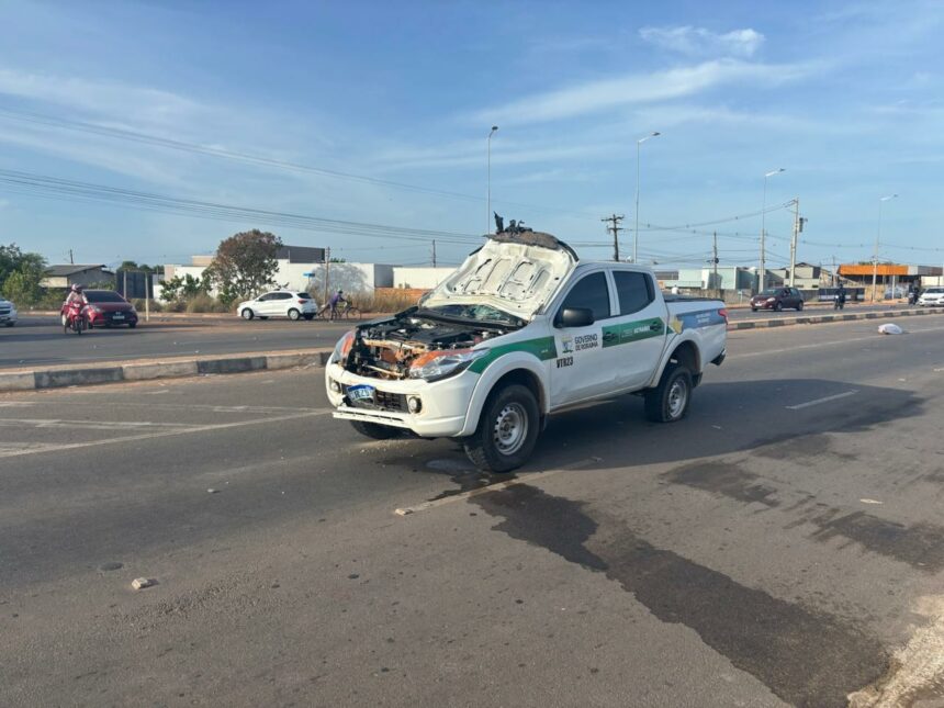 Jovem morre atropelado por carro do Governo ao tentar atravessar rodovia em Boa Vista