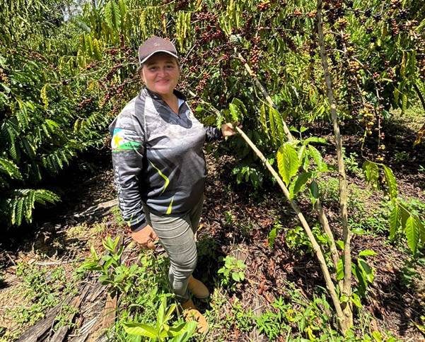 Produtora rural investe na fruticultura e transforma oportunidade em crescimento no campo