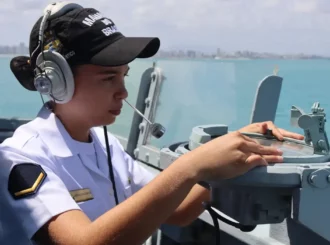 Voluntárias ingressam no serviço militar inicial feminino