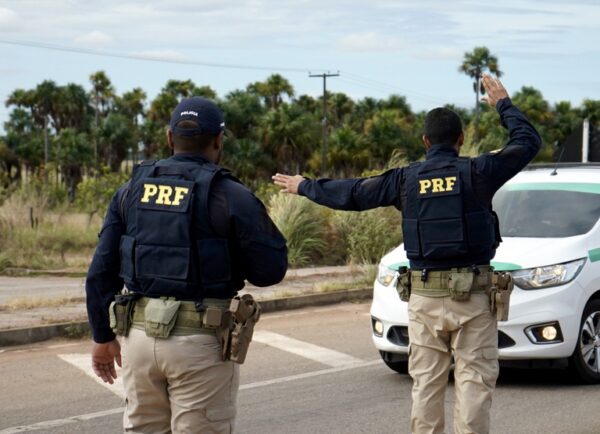 Sete pessoas são presas e nenhum acidente com vítima é registrado em rodovias federais de Roraima durante Semana Santa, diz PRF