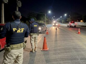 PRF intercepta veículos com mais de 30 imigrantes ilegais em Roraima e prende seis ‘coiotes’