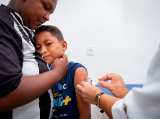 Prefeitura reforça vacinação e monitoramento após aumento de síndromes gripais em Boa Vista