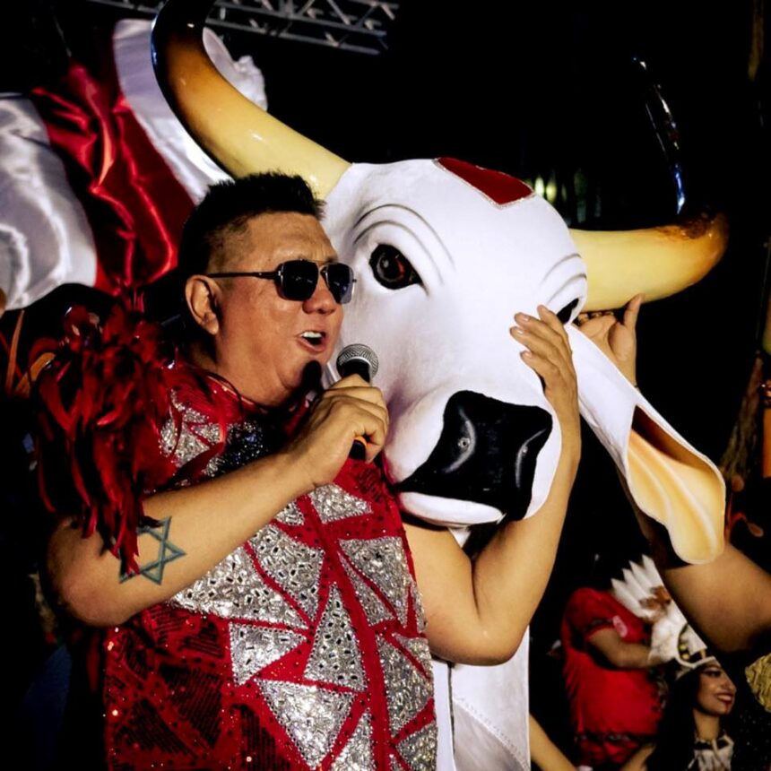 Vozes da Amazônia: Teatro Municipal recebe David Assayag e padre Mauro Maia para tributo a Roberto Carlos