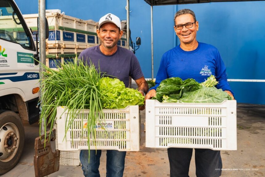 Agricultores de Boa Vista entregam alimentos ao PAA e garantem segurança alimentar