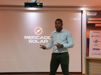 Curso BESS PRO capacita profissionais para atuação estratégica no mercado de armazenamento de energia