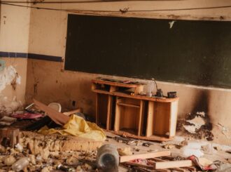 Abandonada há 13 anos, escola em Mucajaí segue sem reforma e volta a ser alvo de denúncia