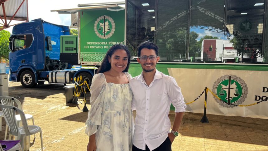 Casal oficializa união estável e agricultor resolve pendência em documentos na Carreta dos Direitos em Alto Alegre