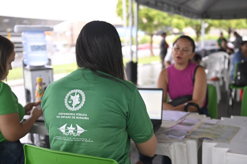Indígena Macuxi inclui etnia nos registros civis durante mutirão em Boa Vista