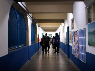 Enfrentamento à violência é desafio para 71,7% dos gestores de escolas, diz pesquisa