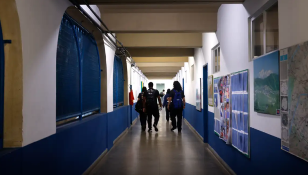 Enfrentamento à violência é desafio para 71,7% dos gestores de escolas, diz pesquisa