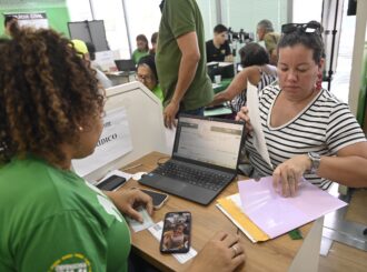 Carreta dos Direitos leva atendimentos da DPE-RR e parceiros ao bairro Caranã