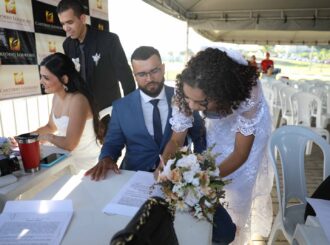Casamento coletivo com mais de 250 casais acontece nesta sexta, 15