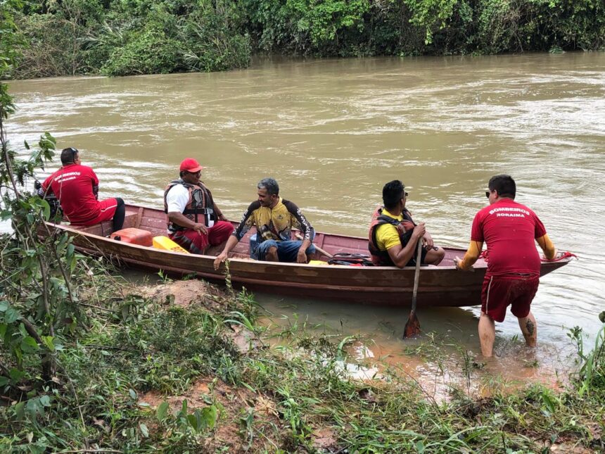 Corpo de Bombeiros e Defesa Civil Estadual atuam em áreas afetadas pelas chuvas em Roraima