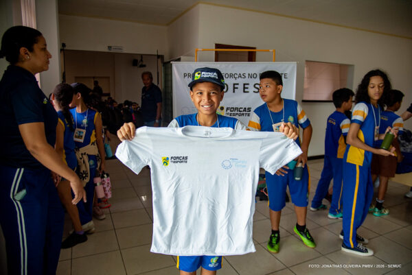 Em parceria com a Base Aérea de Boa Vista, alunos da rede municipal integram projeto esportivo