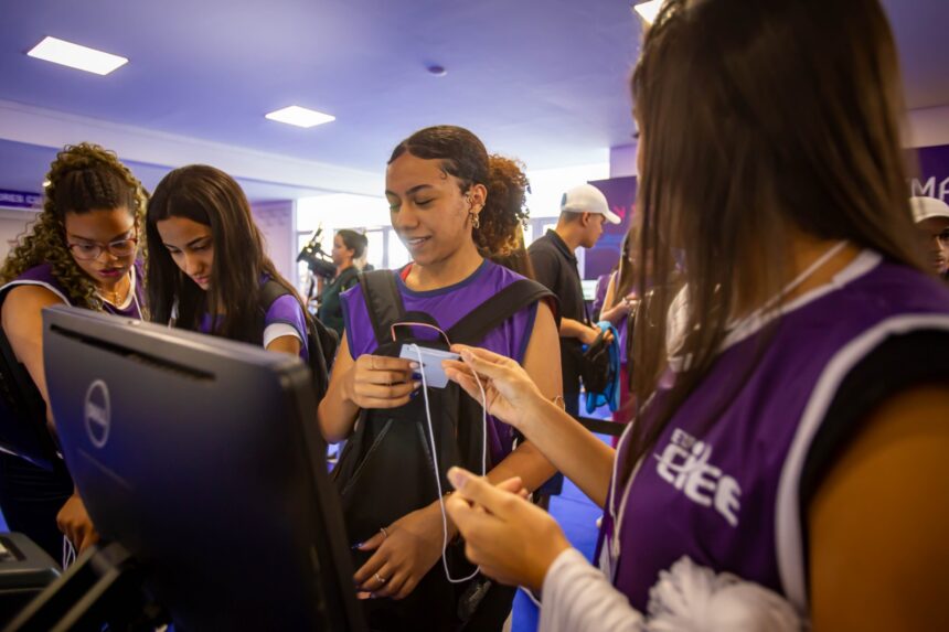 Maratona online oferece mais de 2 mil vagas de estágio para jovens em todo o Brasil
