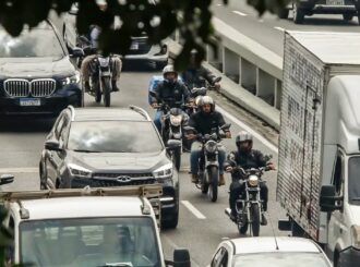 Trabalhadores por conta própria têm as maiores jornadas no país, aponta IBGE
