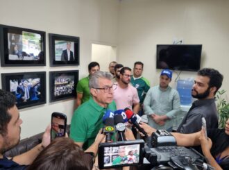 MDB prorroga convenção para 18h onde anunciará posição do partido na eleição suplementar