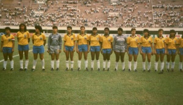 Senado aprova Lei Geral da Copa do Mundo Feminina de 2027 e garante prêmio às pioneiras do futebol no Brasil