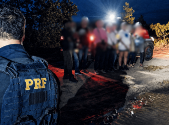 Nove imigrantes são resgatados pela PRF na BR 401 em Roraima