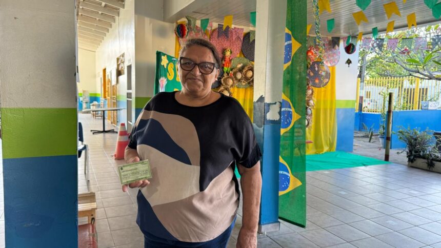 Eleição suplementar: eleitores chegam cedo para votar em Boa Vista