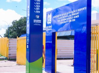 Escolas estaduais de Boa Vista recebem totens inteligentes e botão de emergência para reforçar segurança de alunos e professores