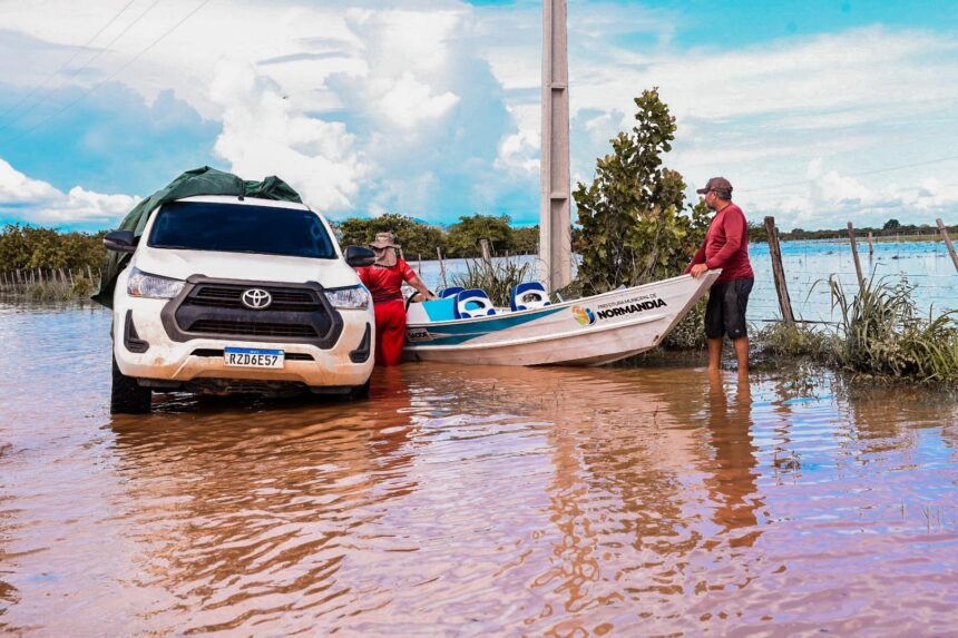 Enchentes afetam cerca de 50 mil pessoas e isolam comunidades indígenas em Roraima
