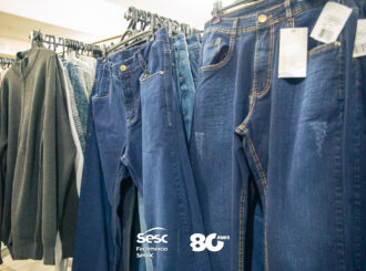 Sesc lança campanha de arrecadação de jeans para transformar peças usadas em oportunidades de renda em RR