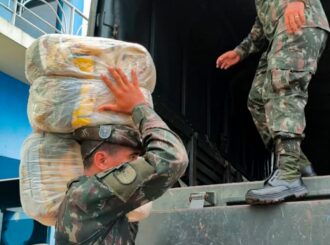Exército promove campanha para arrecadar doações às famílias afetadas pelas chuvas em Roraima; confira os postos de coleta