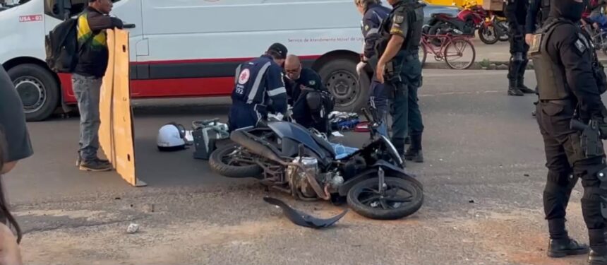 Motociclista morre após colisão com carro na avenida Ataíde Teive