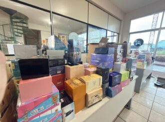 Descaminho: Polícia Federal apreende perfumes e maquiagens vindos da Guiana
