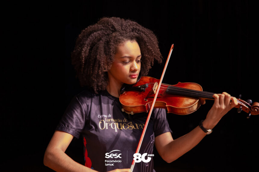 Violinista roraimense é selecionada para representar Brasil em orquestra internacional na Colômbia