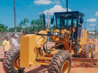 Governo de Roraima inicia asfaltamento de vias em sede e vilas de Rorainópolis