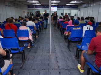 Policlínica Coronel Mota amplia recepção provisoriamente para aumentar atendimento de pacientes