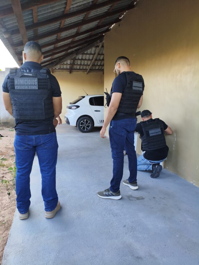Militar é investigado por instigar adolescente a se automutilar pela internet