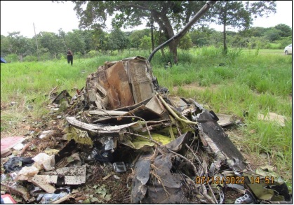 Helicóptero que caiu e matou duas pessoas na região do Água Boa tinha certificado para voo vencido